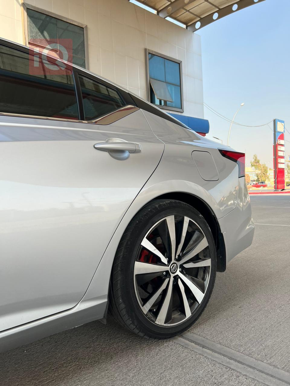 Nissan Altima